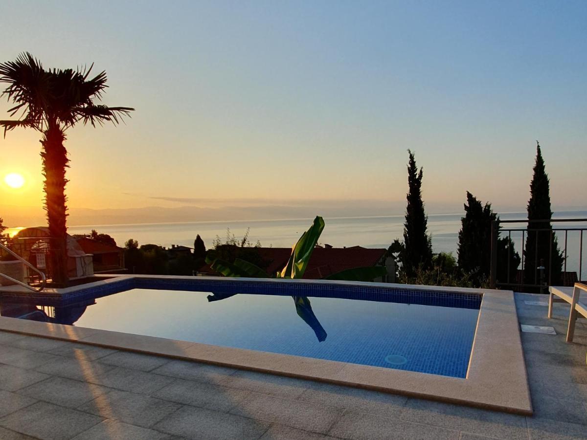 Villa Nikolla Lovran Exteriér fotografie